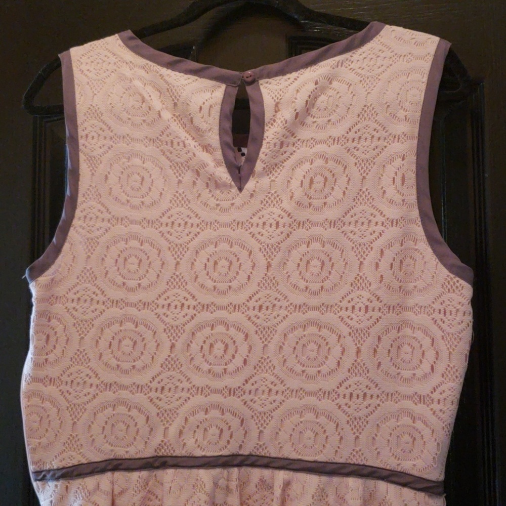 Dress - Picture 3 of 5